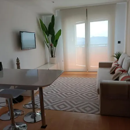 Carles Deluxe Ocean View