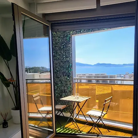 Carles Deluxe Ocean View 산신소