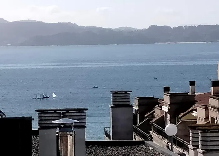 Carles Deluxe Ocean View 公寓 *